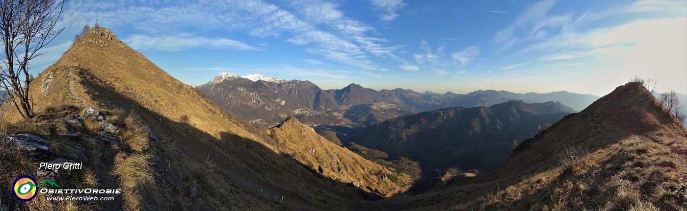 36 Vista panoramica sulla Val Serina.jpg